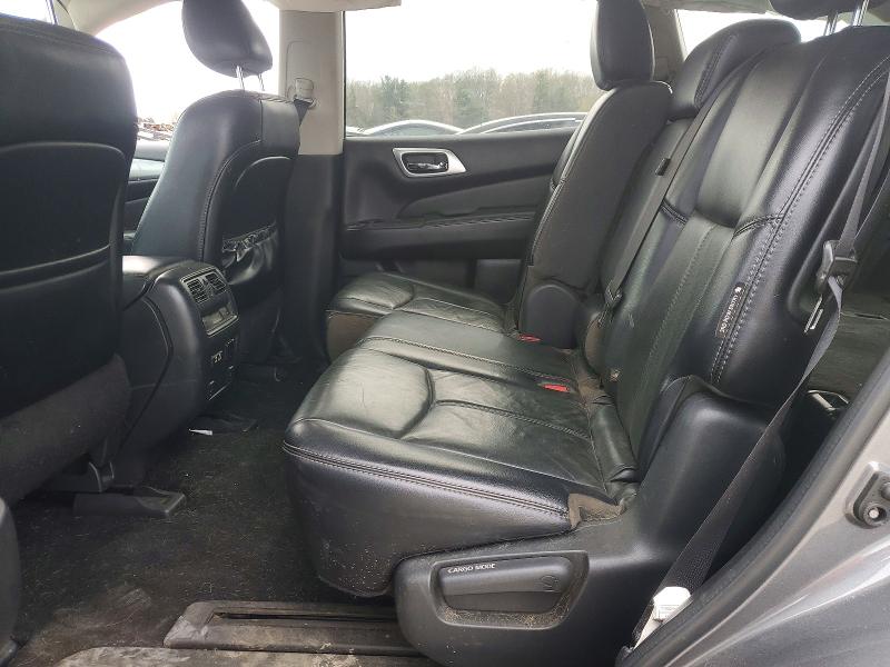 51766816 :رقم المزاد ، 5N1DR2MM8KC645055 vin ، 2019 Nissan Pathfinder مزاد بيع