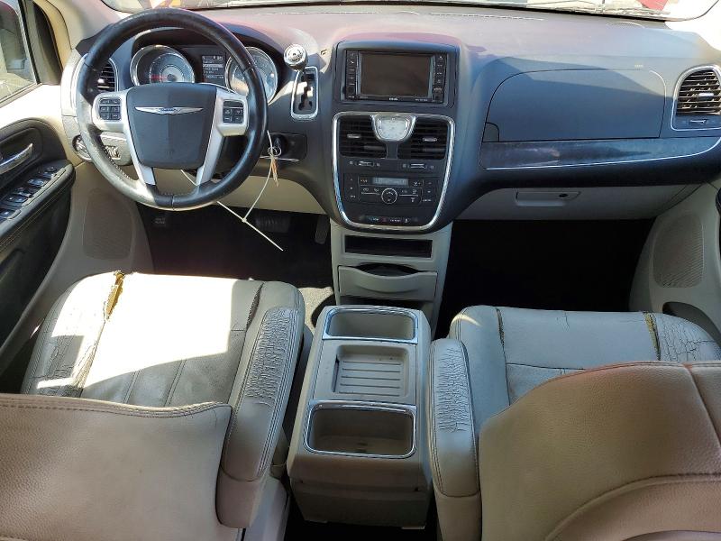 2015 Chrysler Town & Country მანქანა იყიდება აუქციონზე, vin: 2C4RC1BG2FR626999, აუქციონის ნომერი: 51038646