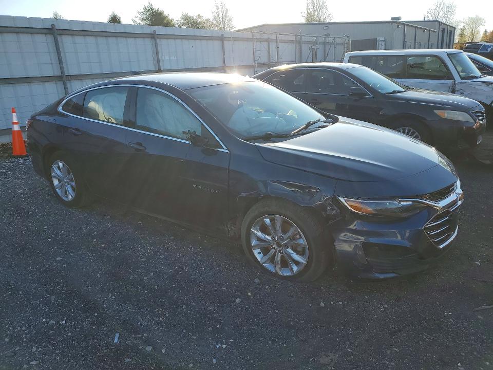 Продажа на аукционе авто 2022 Chevrolet Malibu, vin: 1G1ZD5ST0NF135170, номер лота: 48872036