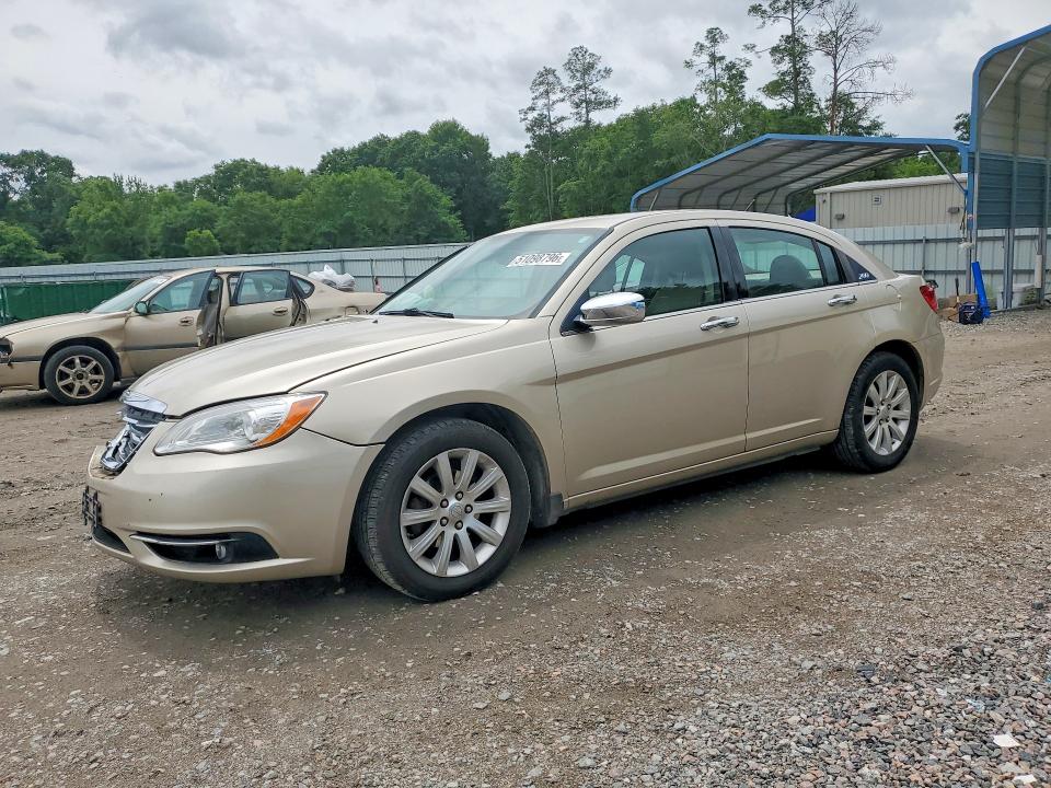 Auction sale of the 2013 Chrysler 200, vin: 1C3CCBCG2DN650163, lot number: 51098796