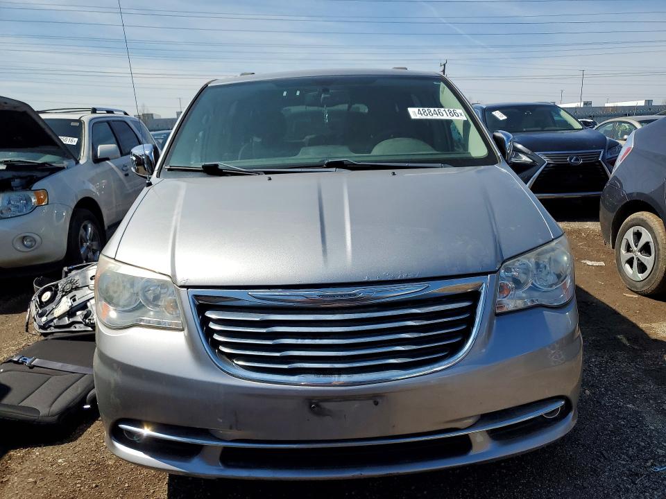 48846186 :رقم المزاد ، 2C4RC1CG5DR753757 vin ، 2013 Chrysler Town & Country مزاد بيع