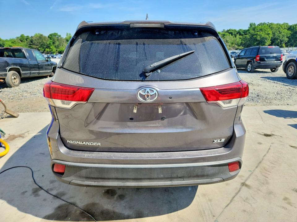 Aukcja sprzedaży 2018 Toyota Highlander, vin: 5TDKZRFH1JS265475, numer aukcji: 49650686
