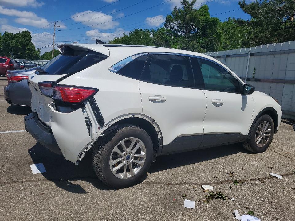 2022 Ford Escape მანქანა იყიდება აუქციონზე, vin: 1FMCU9G60NUB95562, აუქციონის ნომერი: 51810026