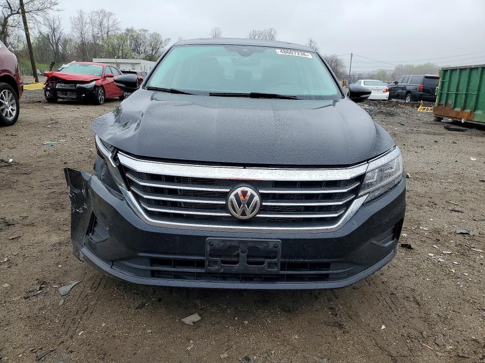 48607236 :رقم المزاد ، 1VWSA7A3XNC002994 vin ، 2022 Volkswagen Passat مزاد بيع