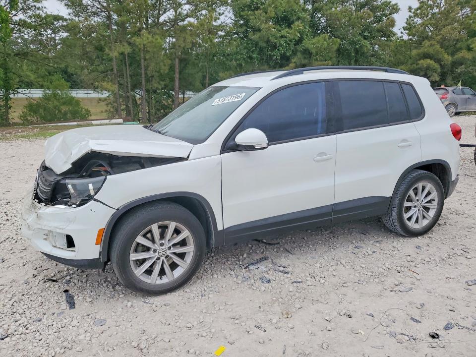 Продаж на аукціоні авто 2018 Volkswagen Tiguan Limited, vin: WVGBV7AX6JK001878, номер лоту: 51873196