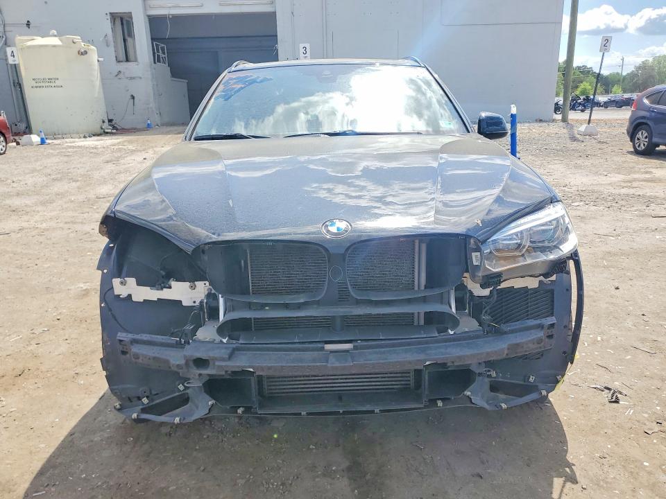 50297576 :رقم المزاد ، 5UXKR0C50J0X96500 vin ، 2018 Bmw X5 مزاد بيع