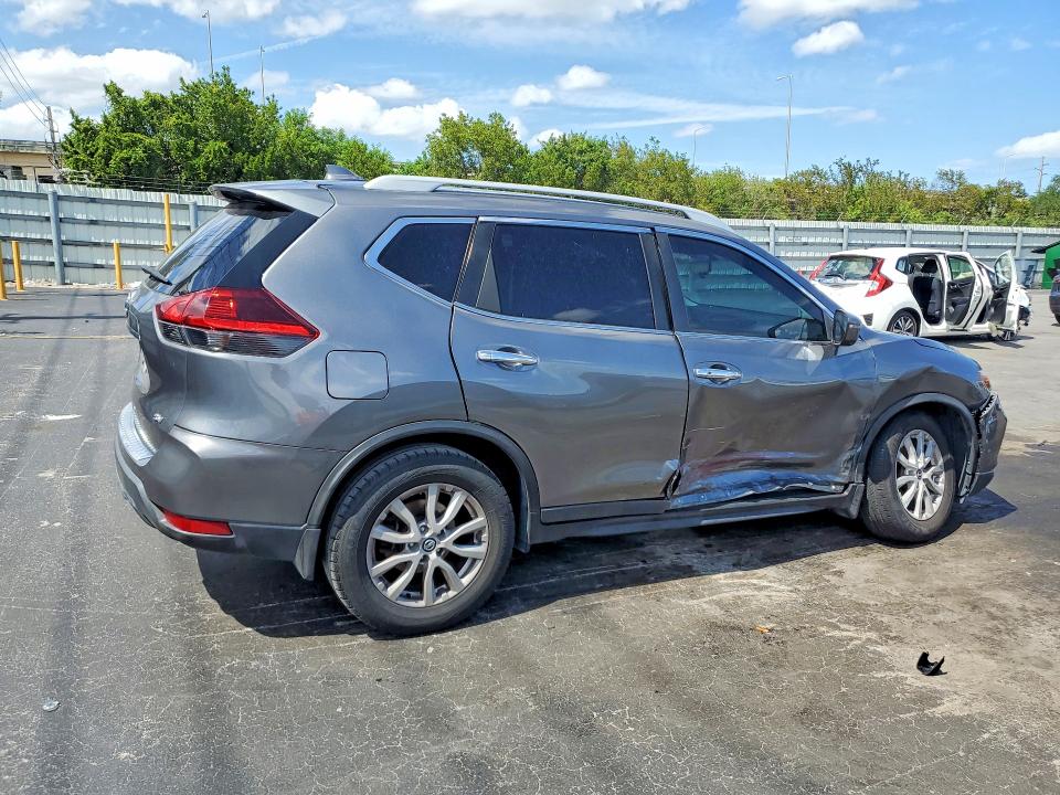 Продажа на аукционе авто 2018 Nissan Rogue, vin: 5N1AT2MT6JC768492, номер лота: 50746686