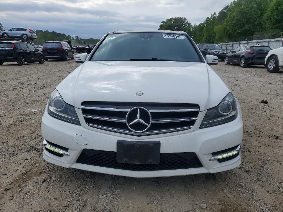 Продаж на аукціоні авто 2014 Mercedes-benz C, vin: WDDGF4HB9EA939889, номер лоту: 51946296