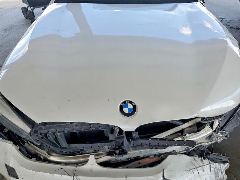 48996426 :رقم المزاد ، WBAJE5C57JWA92944 vin ، 2018 Bmw 540 مزاد بيع