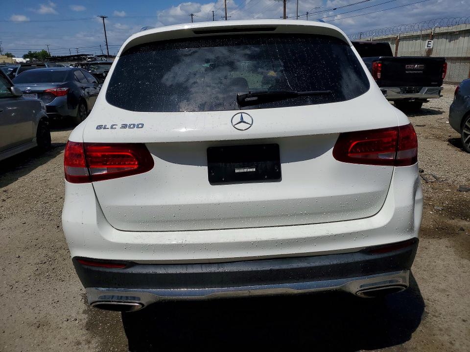 51483576 :رقم المزاد ، WDC0G4JB7HF122571 vin ، 2017 Mercedes-benz Glc مزاد بيع