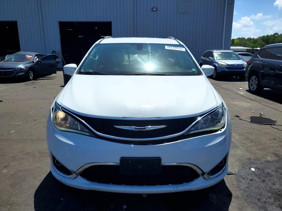 Продажа на аукционе авто 2017 Chrysler Pacifica, vin: 2C4RC1BG8HR831391, номер лота: 48678916