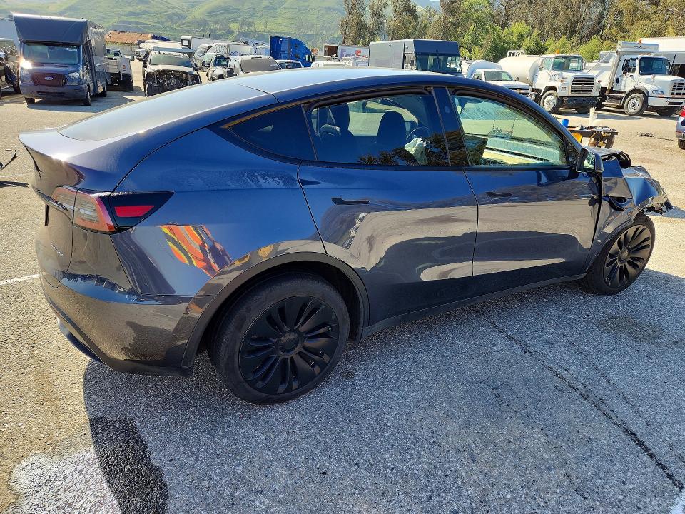 49315776 :رقم المزاد ، 7SAYGDEE0RA217198 vin ، 2024 Tesla Model Y مزاد بيع