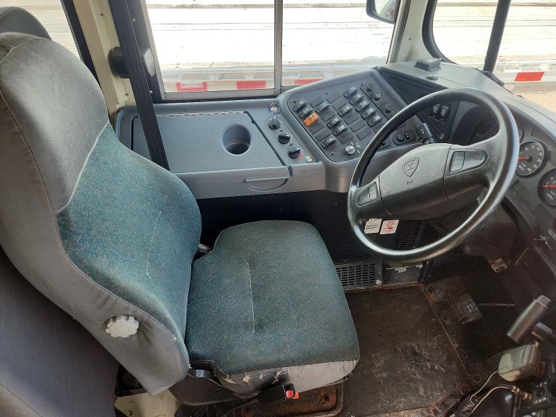 47120646 :رقم المزاد ، 4DRBUAAN8BB253082 vin ، 2011 Ic Corporation Ce Series School مزاد بيع