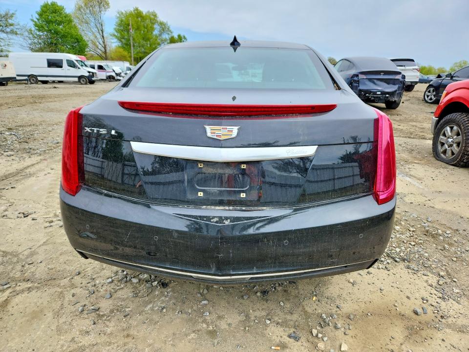 51180906 :رقم المزاد ، 2GEXG6U38H9600002 vin ، 2017 Cadillac Xts مزاد بيع