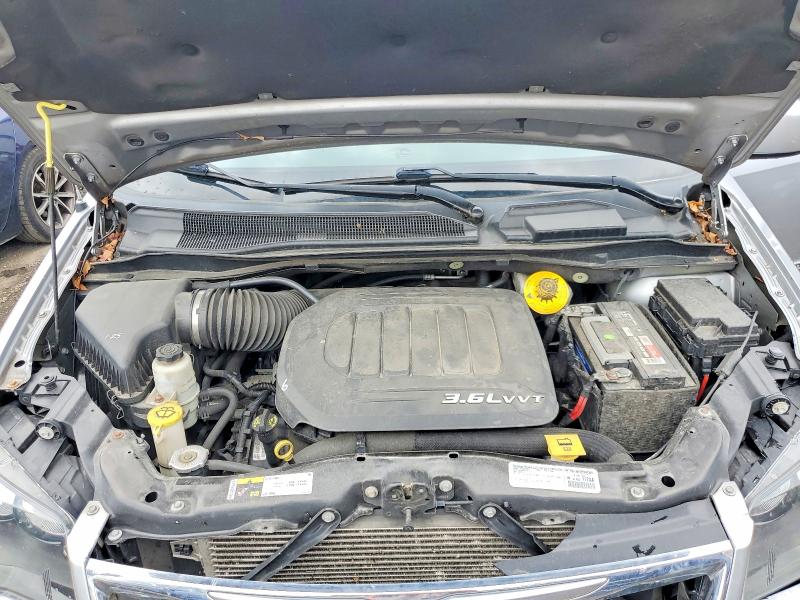 Продаж на аукціоні авто 2015 Chrysler Town & Country, vin: 2C4RC1HG0FR618472, номер лоту: 49549376