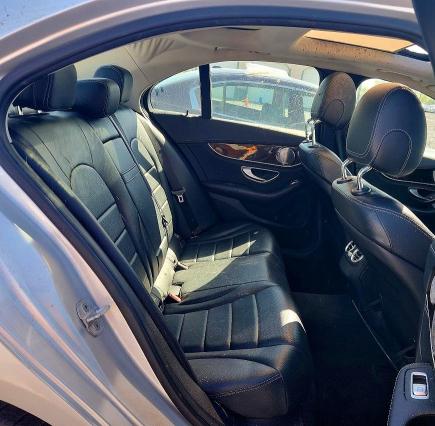 50450566 :رقم المزاد ، 55SWF4KB2FU032066 vin ، 2015 Mercedes-benz C مزاد بيع