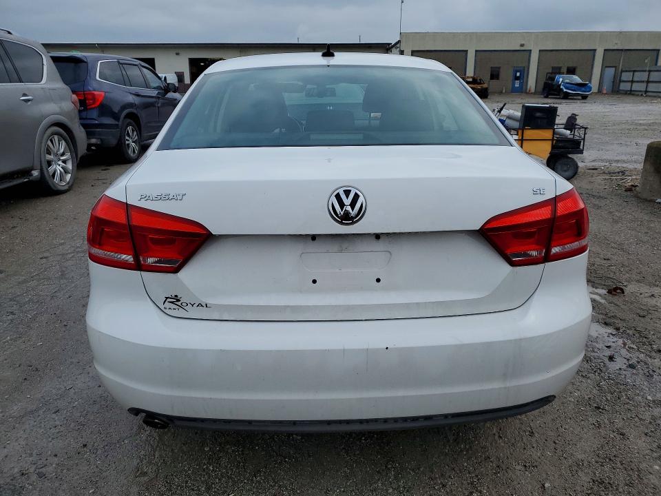 2012 Volkswagen Passat მანქანა იყიდება აუქციონზე, vin: 1VWBP7A3XCC010783, აუქციონის ნომერი: 51535136