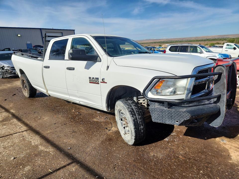 Продажа на аукционе авто 2018 Ram 2500, vin: 3C6UR5HL5JG324326, номер лота: 48435746