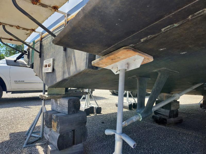 49427846 :رقم المزاد ، TRJKJ015J887 vin ، 1987 Boat Boat مزاد بيع