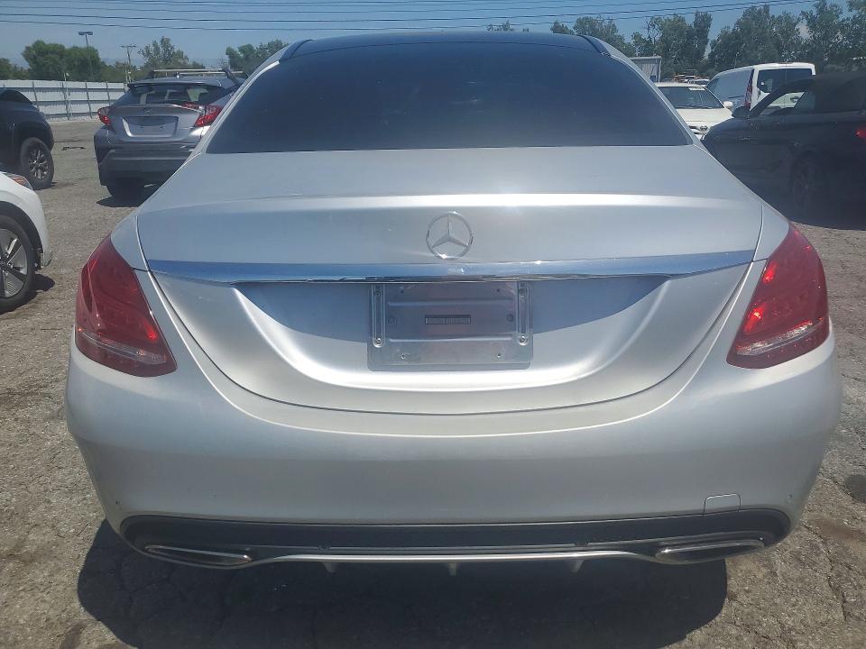 51002246 :رقم المزاد ، 55SWF6GB6FU005294 vin ، 2015 Mercedes-benz C مزاد بيع