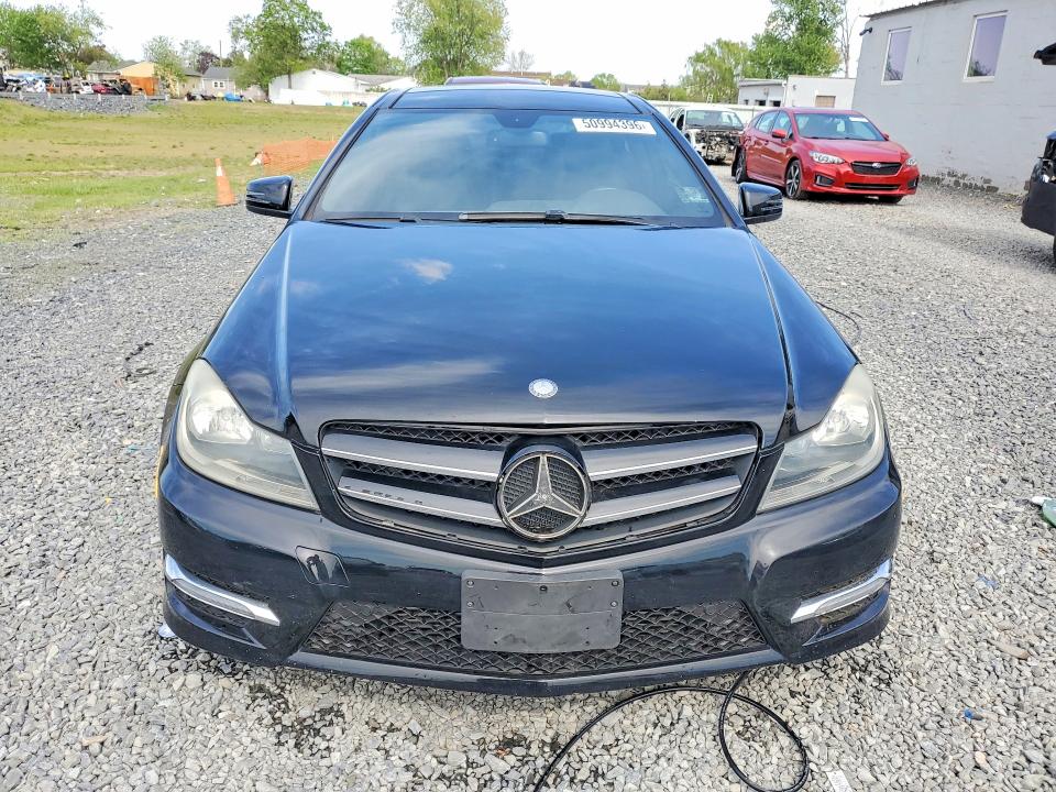 Продажа на аукционе авто 2014 Mercedes-benz C, vin: WDDGJ4HB5EG289969, номер лота: 50994396