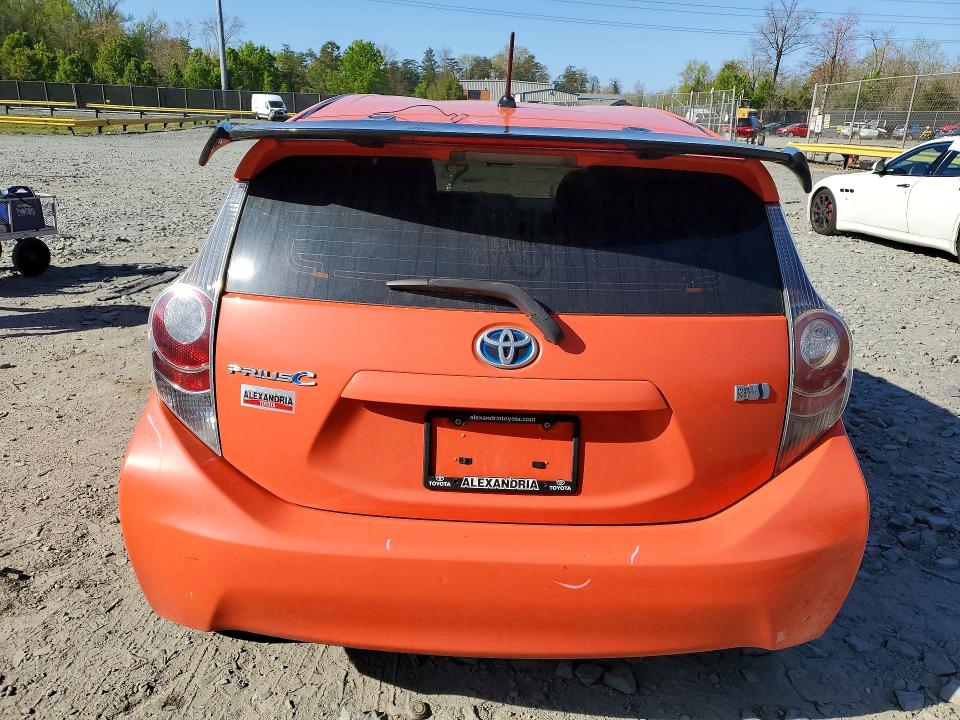 49096186 :رقم المزاد ، JTDKDTB34E1084685 vin ، 2014 Toyota Prius C مزاد بيع