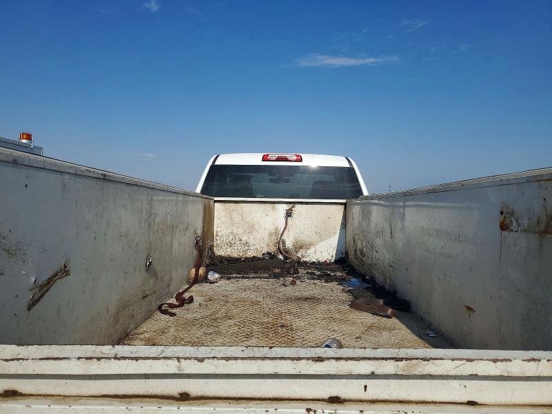 51655016 :رقم المزاد ، 1GD38PEY5NF344016 vin ، 2022 Gmc Sierra مزاد بيع