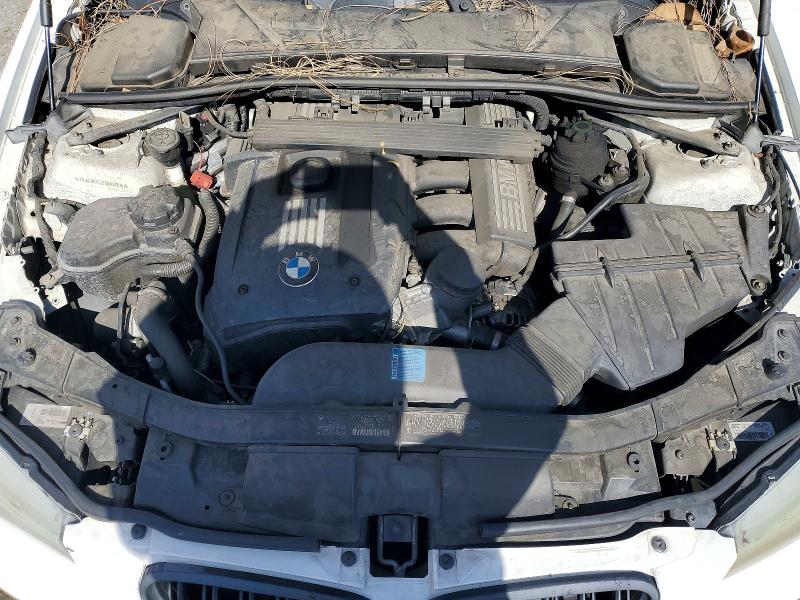51146816 :رقم المزاد ، WBAPH5G52BNM80986 vin ، 2011 Bmw 328 مزاد بيع