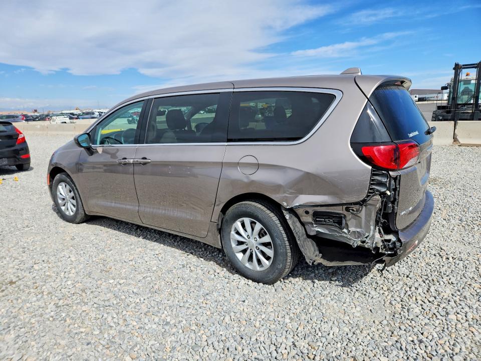 Продаж на аукціоні авто 2017 Chrysler Pacifica, vin: 2C4RC1DGXHR550741, номер лоту: 48915456