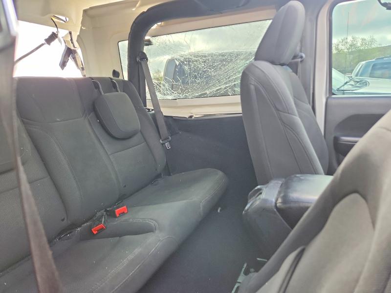51322536 :رقم المزاد ، 1C4GJXAG2KW645572 vin ، 2019 Jeep Wrangler مزاد بيع