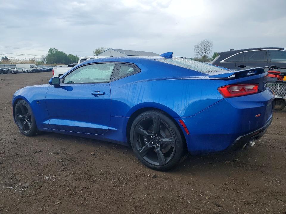 51350546 :رقم المزاد ، 1G1FG1R77H0104677 vin ، 2017 Chevrolet Camaro مزاد بيع