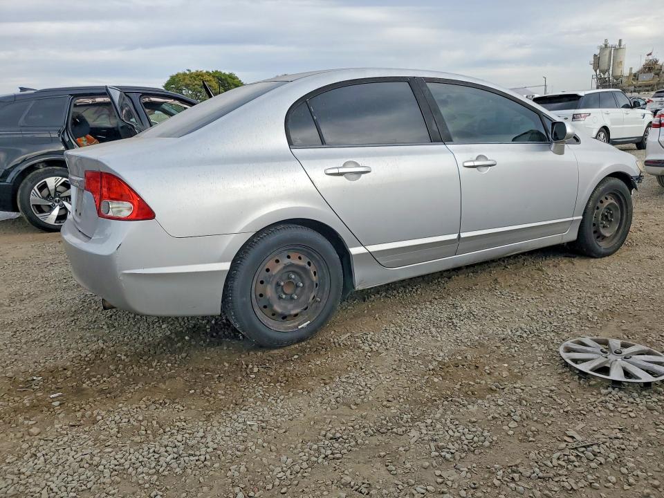 48689766 :رقم المزاد ، 19XFA1F57AE067543 vin ، 2010 Honda Civic مزاد بيع
