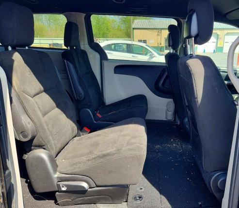 2015 Dodge Grand Caravan მანქანა იყიდება აუქციონზე, vin: 2C4RDGBG4FR671894, აუქციონის ნომერი: 50676676