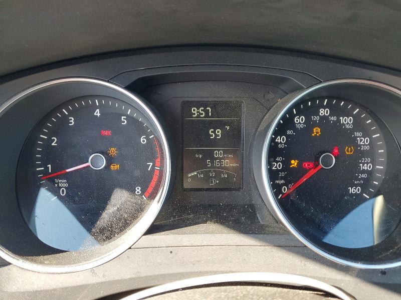51775066 :رقم المزاد ، 3VW167AJXHM413438 vin ، 2017 Volkswagen Jetta مزاد بيع
