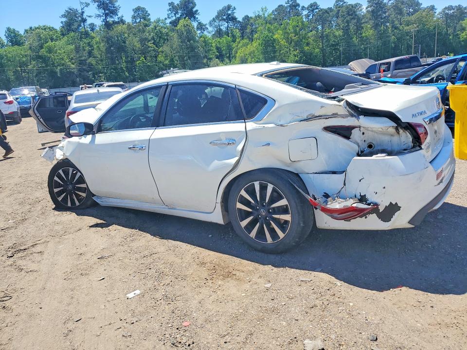 Продажа на аукционе авто 2018 Nissan Altima, vin: 1N4AL3APXJC173006, номер лота: 48969726