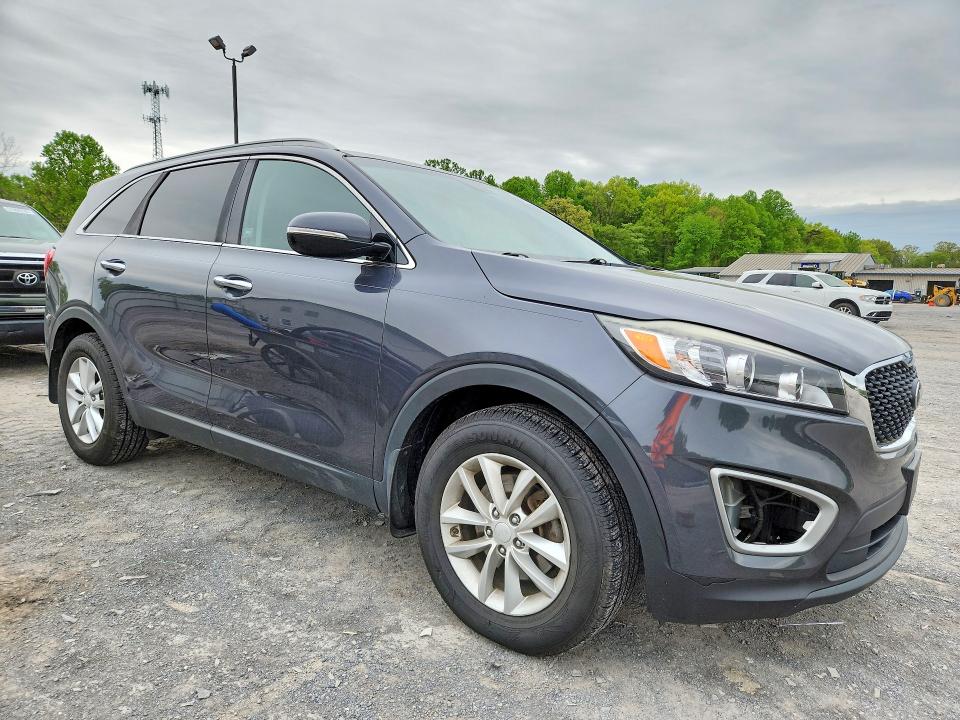 51404616 :رقم المزاد ، 5XYPG4A55GG103382 vin ، 2016 Kia Sorento مزاد بيع
