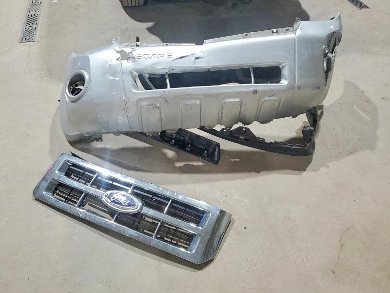 50676426 :رقم المزاد ، 1FMCU0D72AKC29239 vin ، 2010 Ford Escape مزاد بيع