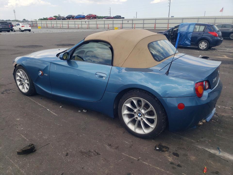 51122526 :رقم المزاد ، 4USBT33413LS41997 vin ، 2003 Bmw Z4 مزاد بيع