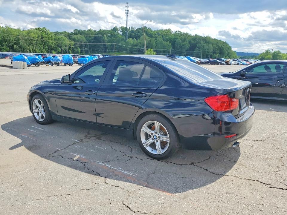 2013 Bmw 328 მანქანა იყიდება აუქციონზე, vin: WBA3B3C58DF541961, აუქციონის ნომერი: 51525316