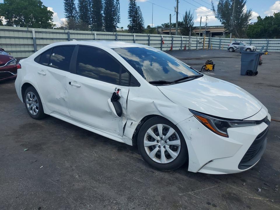 50480156 :رقم المزاد ، 5YFB4MDE6PP008145 vin ، 2023 Toyota Corolla مزاد بيع