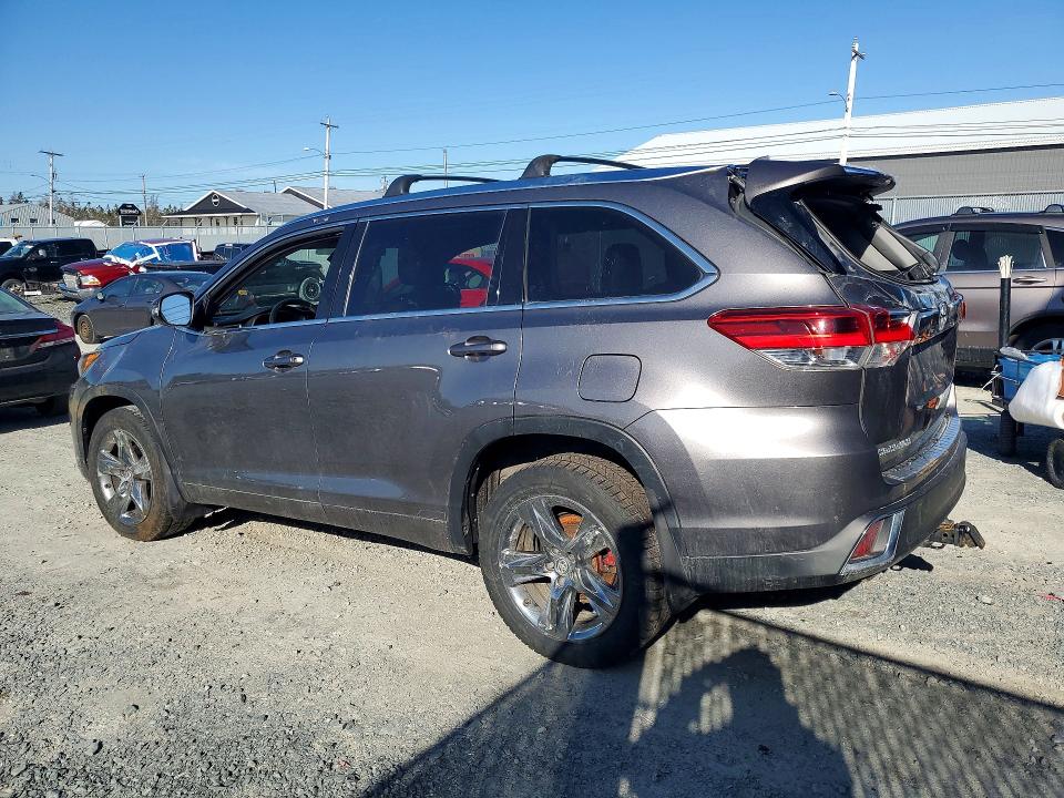 Продаж на аукціоні авто 2018 Toyota Highlander, vin: 5TDDZRFH4JS886864, номер лоту: 51103446
