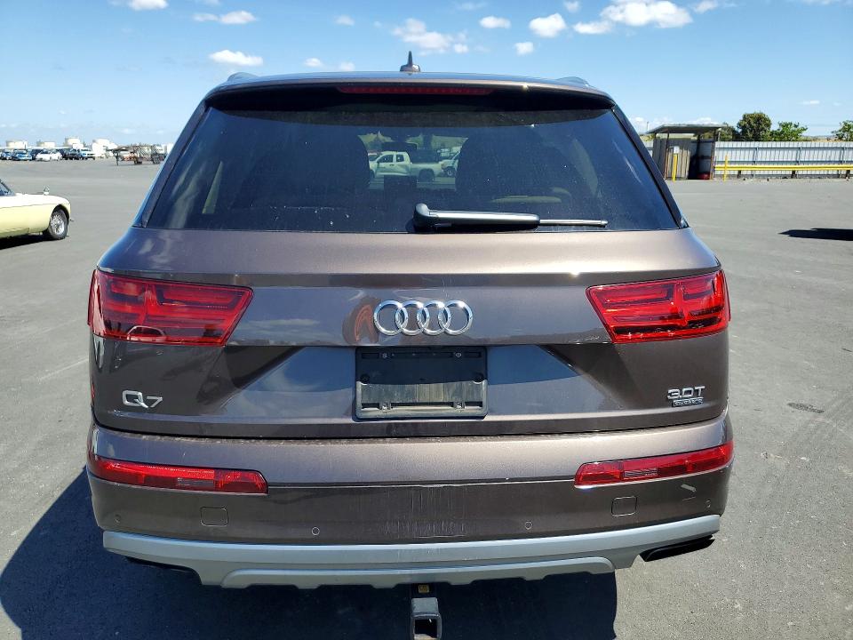 49858916 :رقم المزاد ، WA1AAAF79HD013307 vin ، 2017 Audi Q7 مزاد بيع