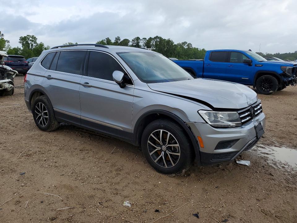 49510726 :رقم المزاد ، 3VV3B7AX8MM065890 vin ، 2021 Volkswagen Tiguan مزاد بيع