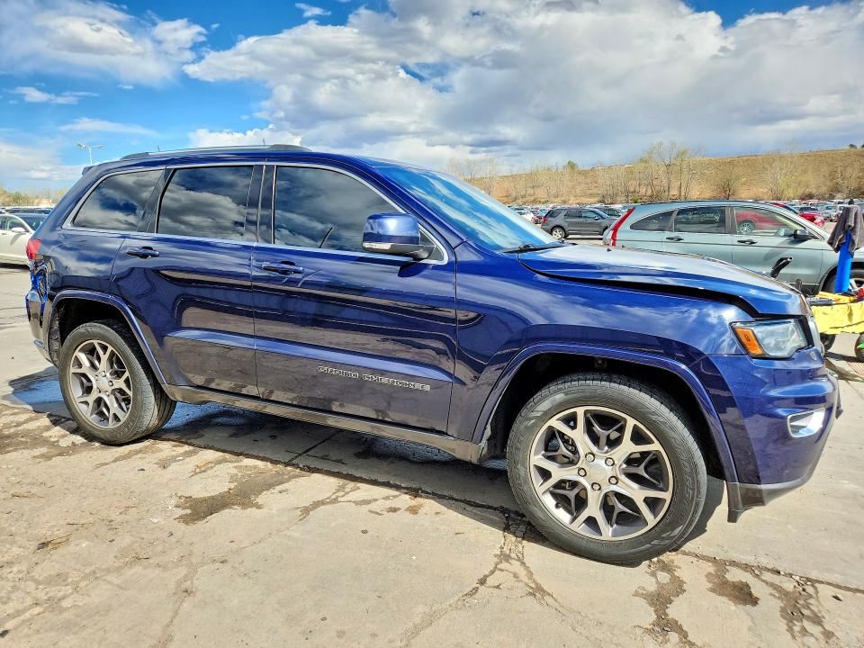Продажа на аукционе авто 2018 Jeep Grand Cherokee, vin: 1C4RJFBG5JC257477, номер лота: 48810546