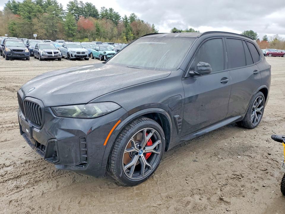51814466 :رقم المزاد ، 5UX43EU04R9T30411 vin ، 2024 Bmw X5 مزاد بيع