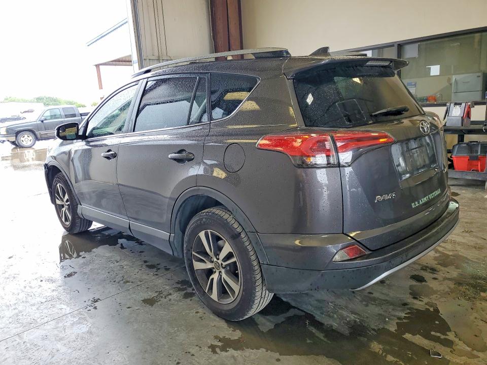 Продаж на аукціоні авто 2017 Toyota Rav4, vin: JTMWFREV7HJ704526, номер лоту: 50738346