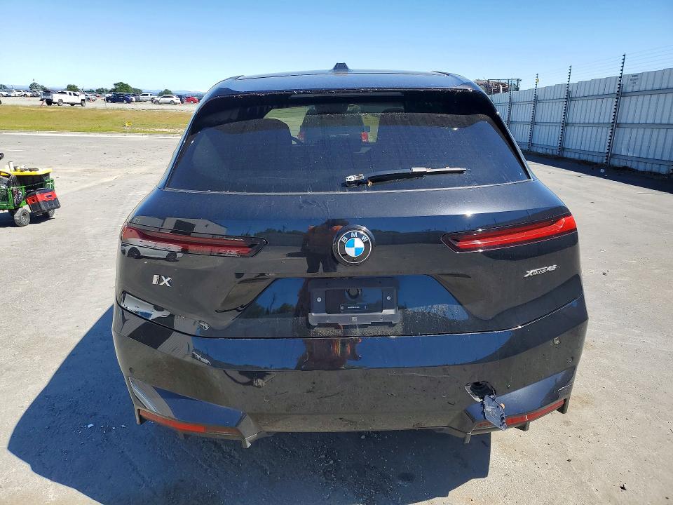 48662916 :رقم المزاد ، WB543CF06TCV37620 vin ، 2026 Bmw Ix مزاد بيع
