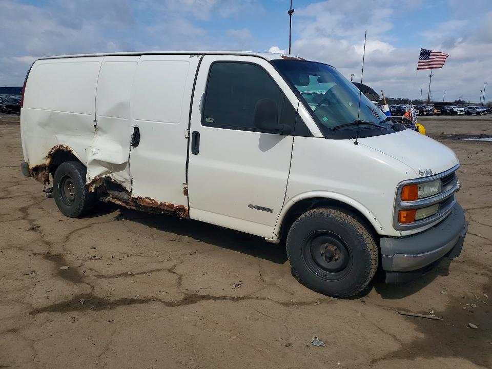 2002 Chevrolet Express G1500 მანქანა იყიდება აუქციონზე, vin: 1GCFG15R121183618, აუქციონის ნომერი: 49879606