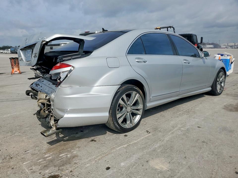2008 Mercedes-benz S მანქანა იყიდება აუქციონზე, vin: WDDNG86X08A214308, აუქციონის ნომერი: 48272726