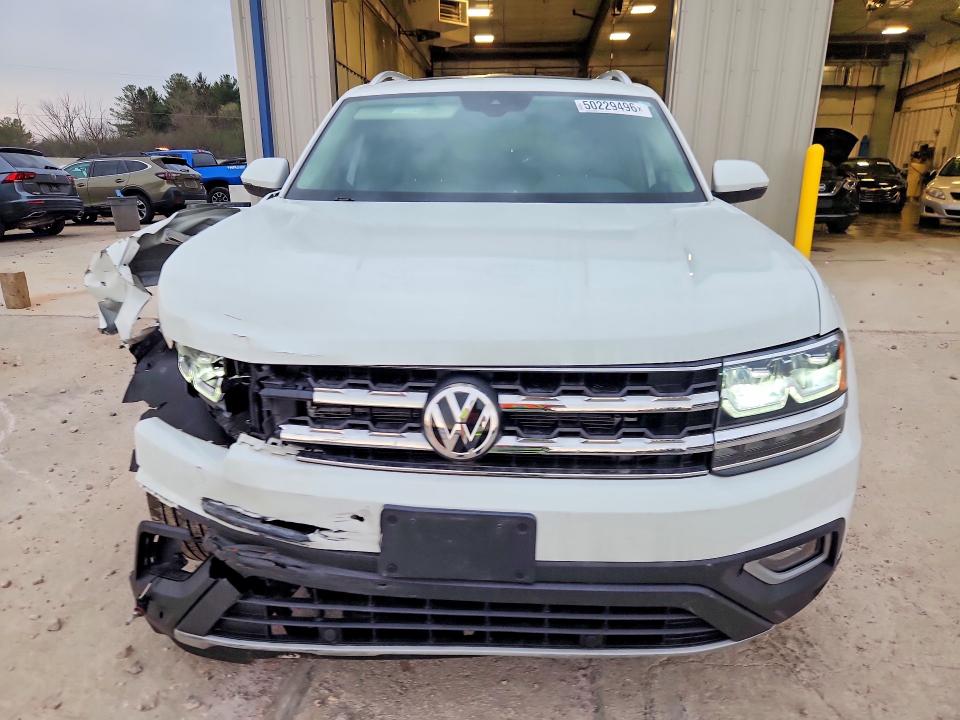 50229496 :رقم المزاد ، 1V2MR2CA3JC550170 vin ، 2018 Volkswagen Atlas مزاد بيع